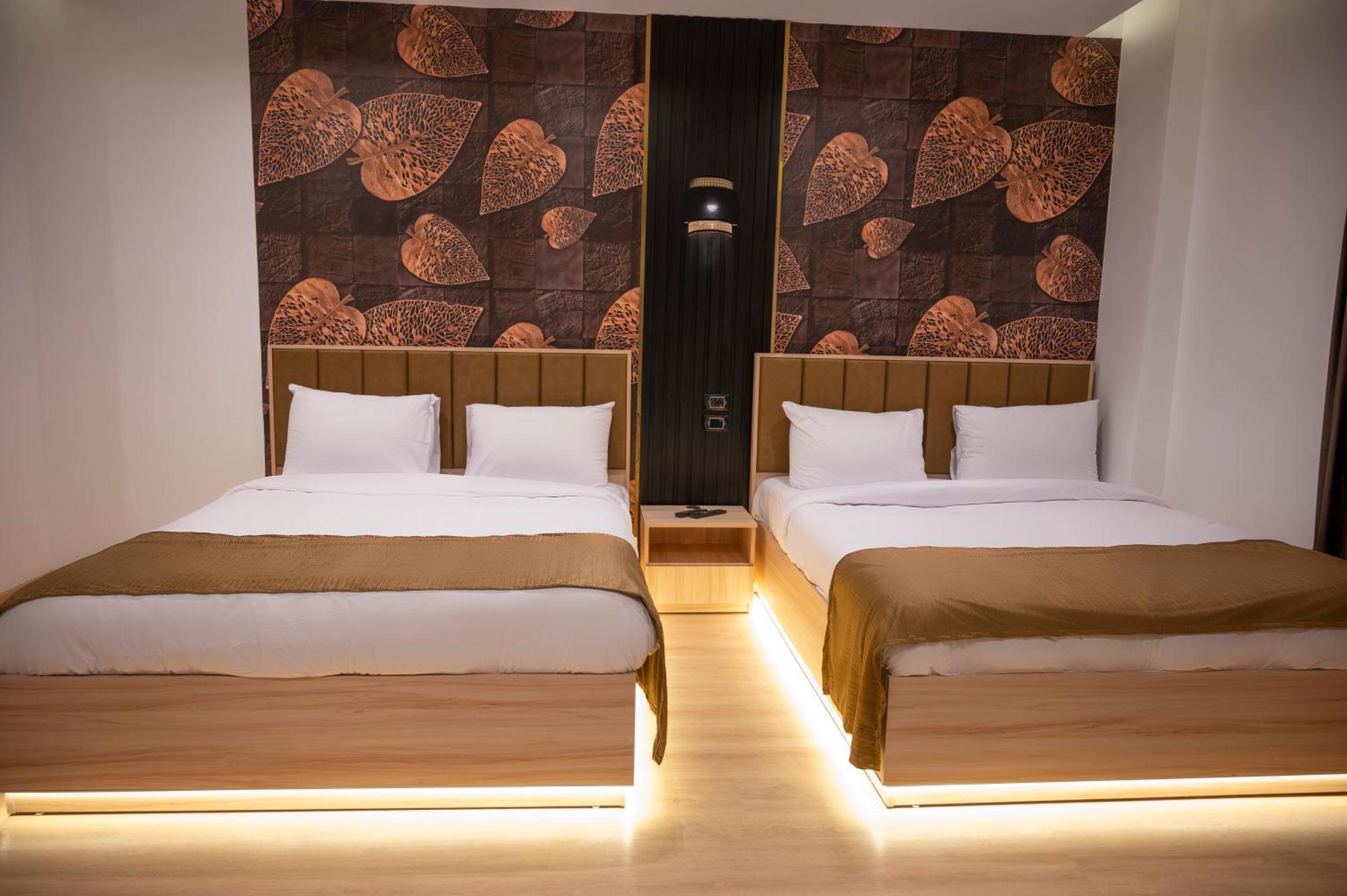 Palm Pyramids View Hotel Kafret el-Gabal Room photo