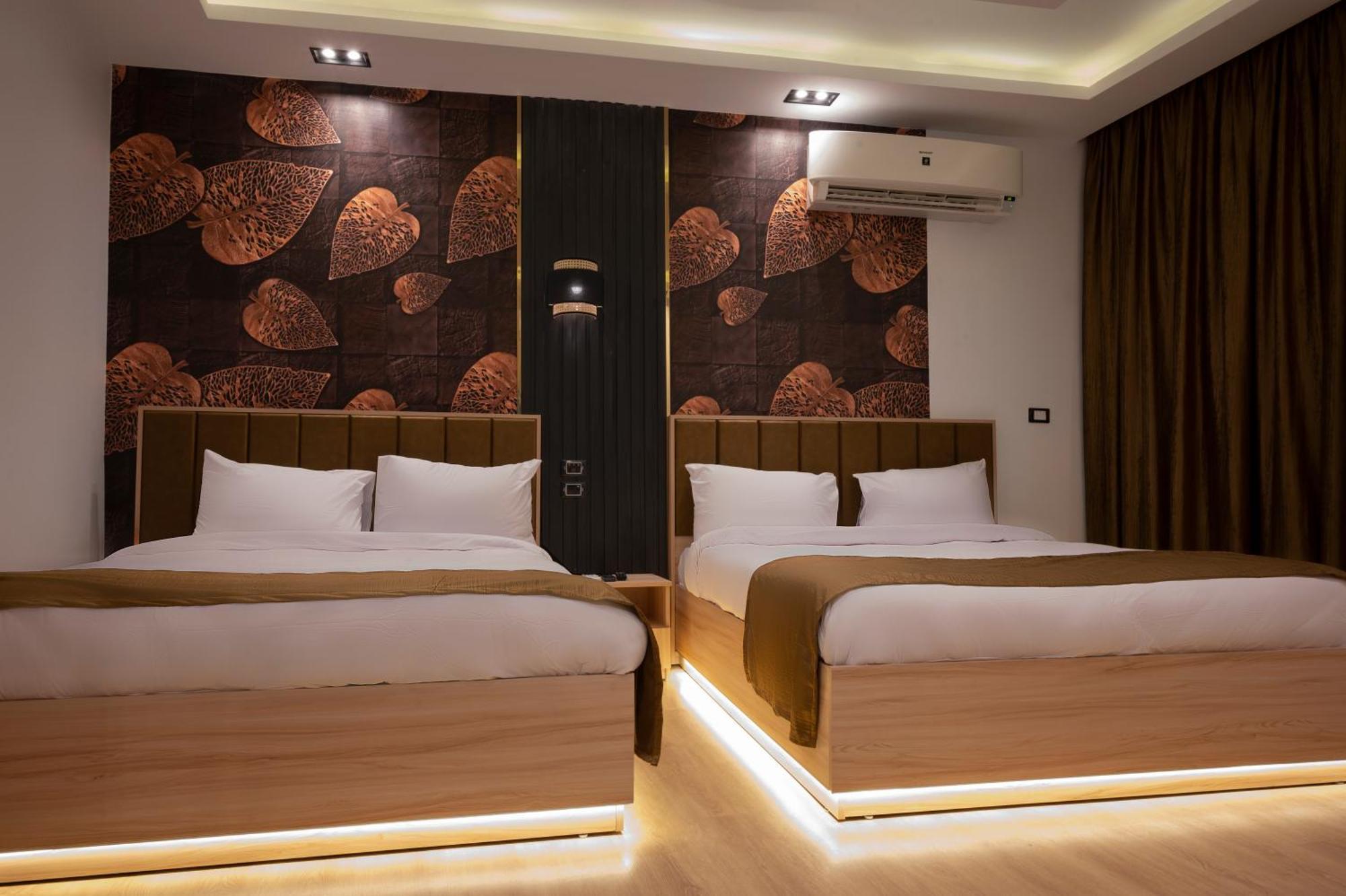 Palm Pyramids View Hotel Kafret el-Gabal Room photo