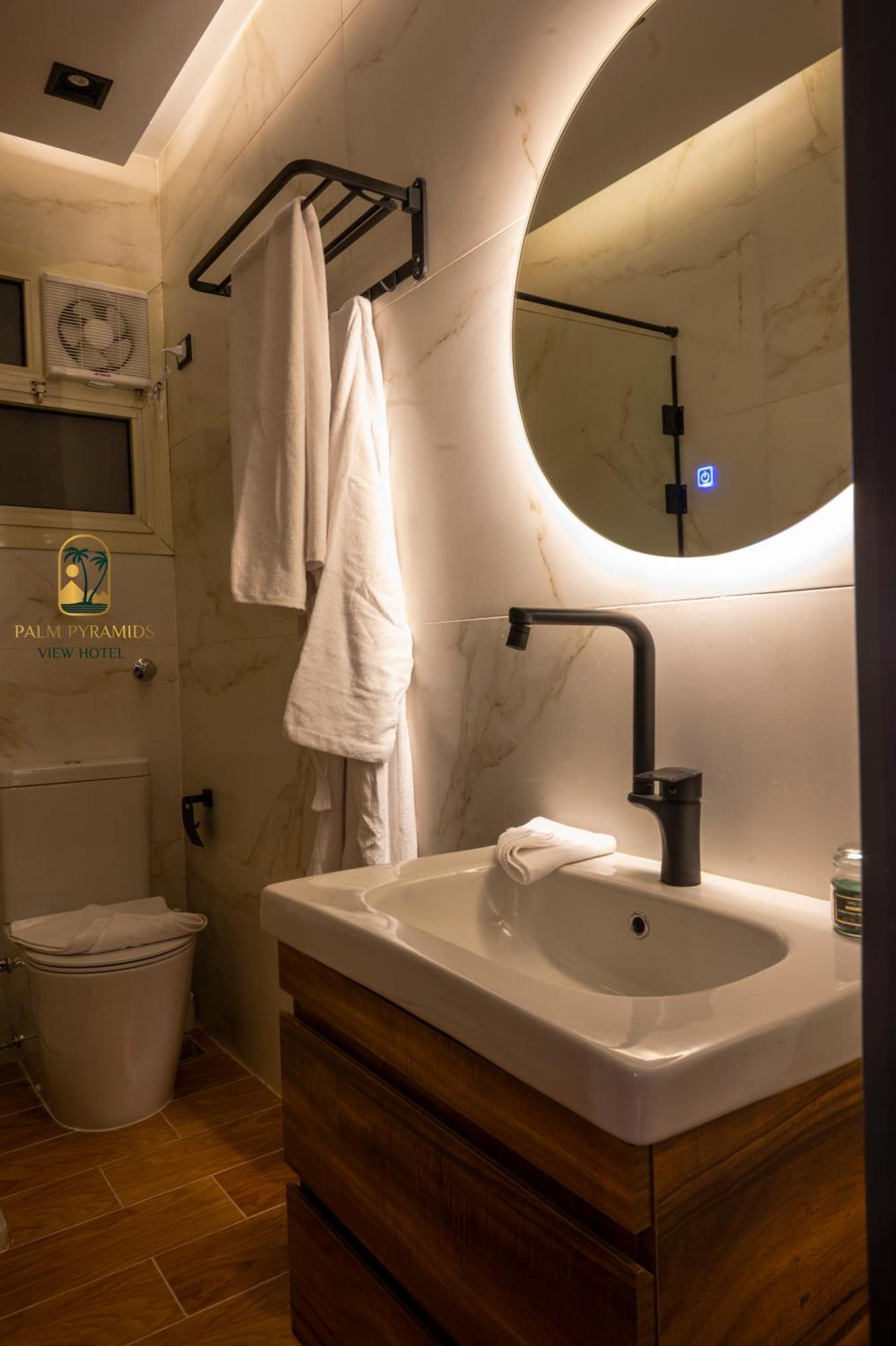 Palm Pyramids View Hotel Kafret el-Gabal Room photo